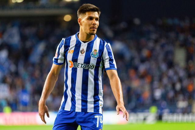 «Francisco Moura? O Benfica, com os problemas que teve com o lateral esquerdo...»