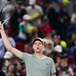 Sinner bate Djokovic e conquista Masters de Xangai