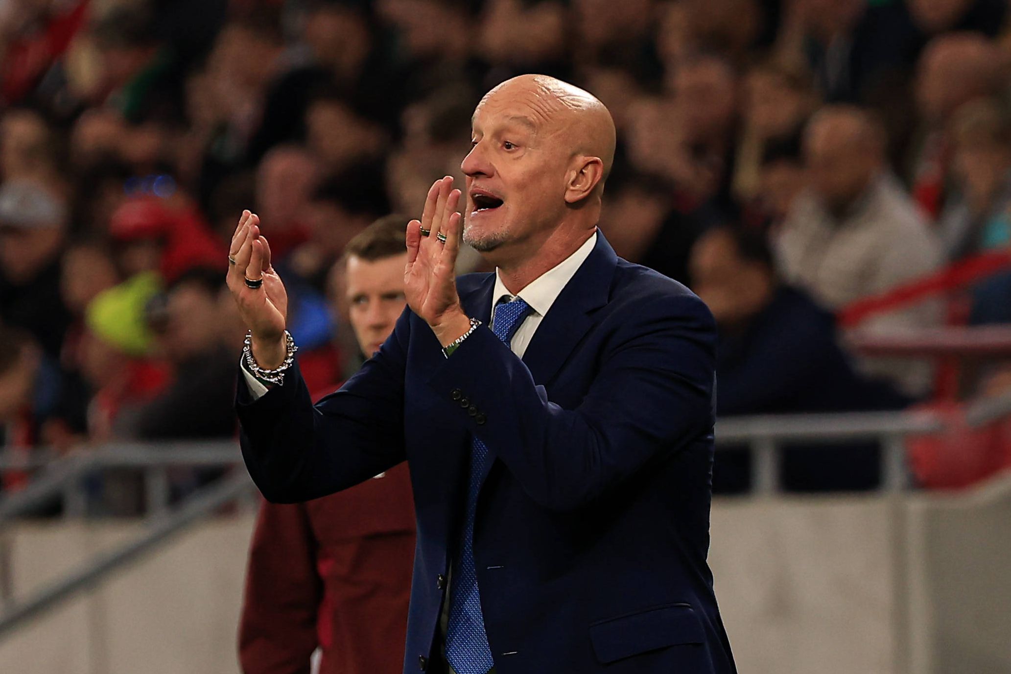 Marco Rossi diz que é preciso sorte para a sua equipa não sair derrotada de Portugal (Foto IMAGO)