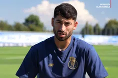 Varela revela segredo do novo craque