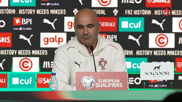 Martínez e as críticas: «Jogadores merecem mais respeito»