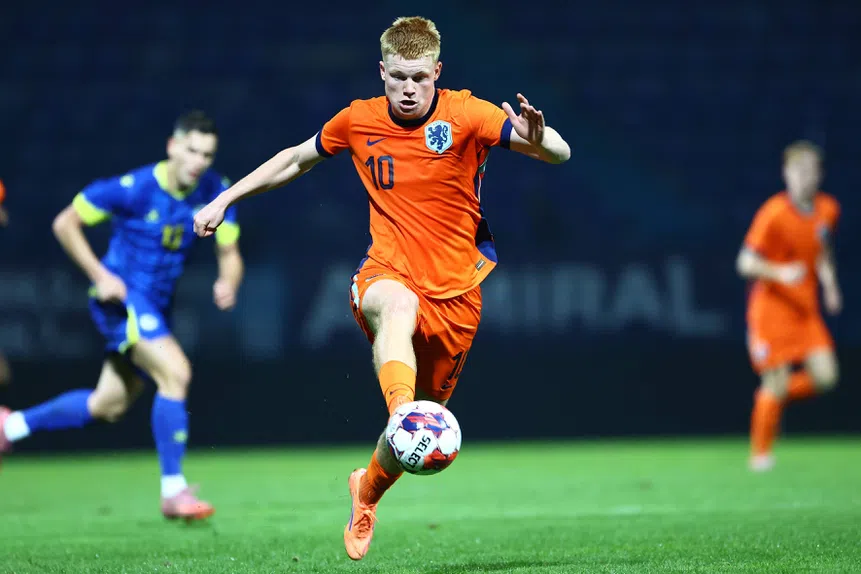 Smit: novo De Bruyne? Clubes à luta!