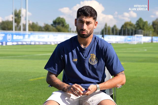 «Rivalidade com Otamendi? Na seleção, os clubes ficam à parte...»