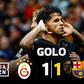 Cancelo com veia goleadora apurada ajuda o Barça em Istambul