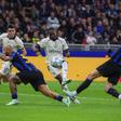 Carlos Forbs em destaque frente ao Inter (Foto: IMAGO)