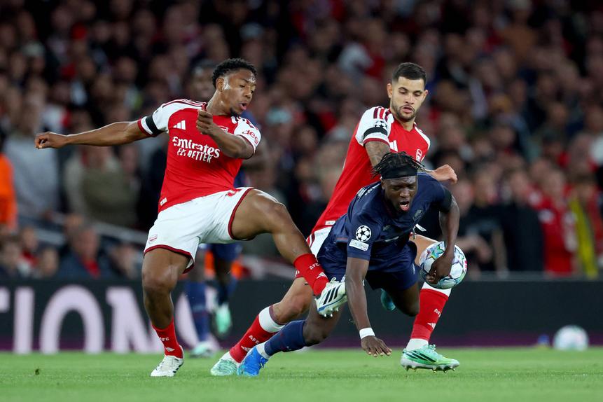 Arsenal bateu em casa o Lille