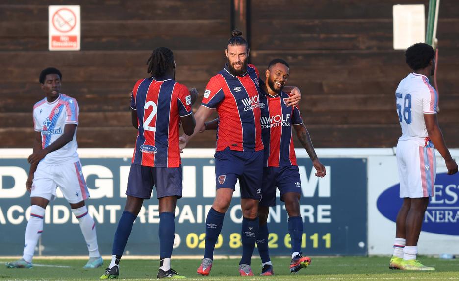 Andy Carroll no Dagenham & Redbridge