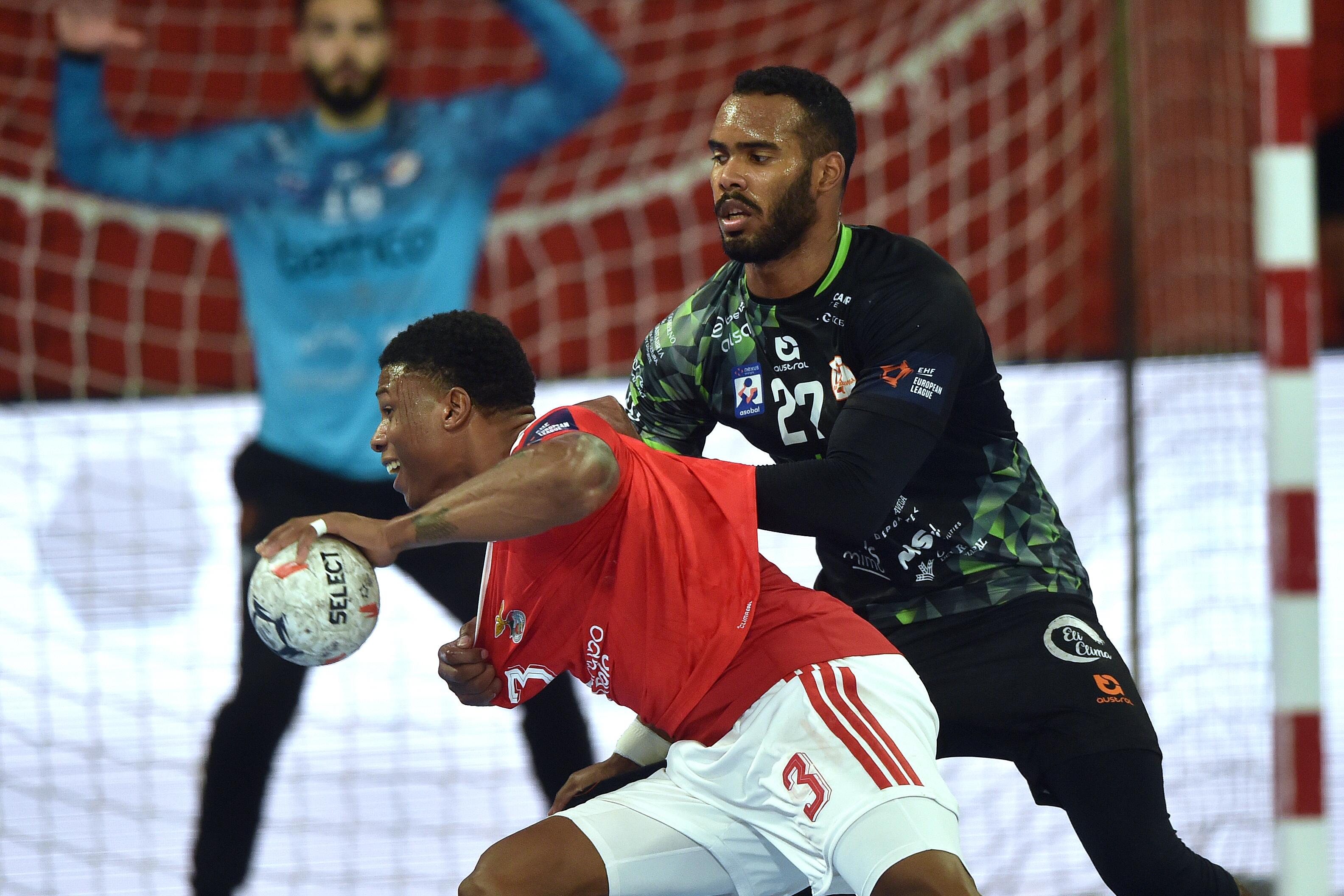 Joaquim Nazaré marcou onze golos, o melhor artilheiro do jogo (foto Miguel Nunes)