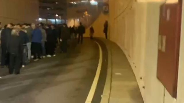 AG FC Porto: filas enormes, 5 mil sócios para auditório de 400