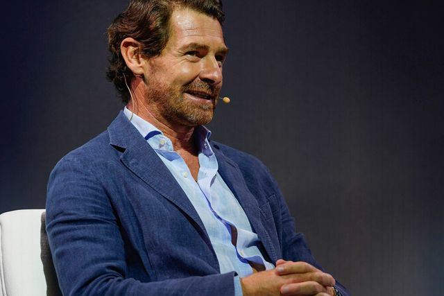 Vídeo: Villas-Boas aplaudido na chegada ao Dragão