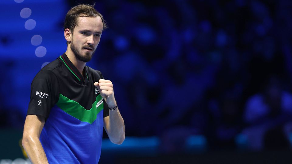 ATP Finals: Daniil Medvedev 'despacha' Andrey Rublev