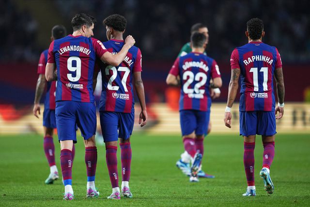 Barcelona: Lewandowski explica incidente com Lamine Yamal