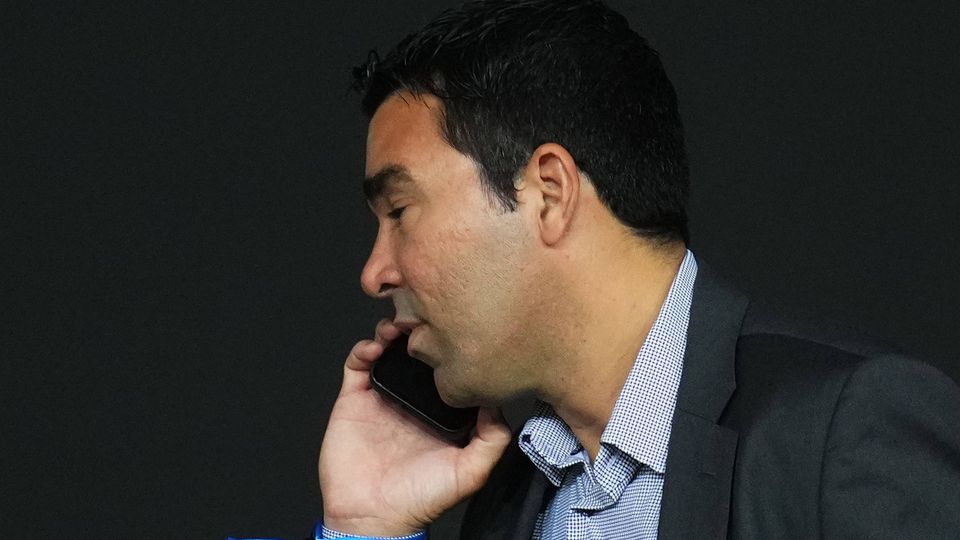 Deco ficou surpreendido com decisão de Xavi e revela perfil do novo treinador