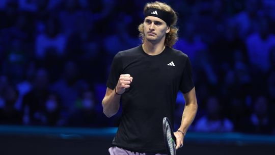 ATP Finals: Alexander Zverev bate Carlos Alcaraz