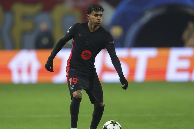 Deco deixa aviso aos pretendentes de Yamal: «É bonito que seja comparado com Messi»