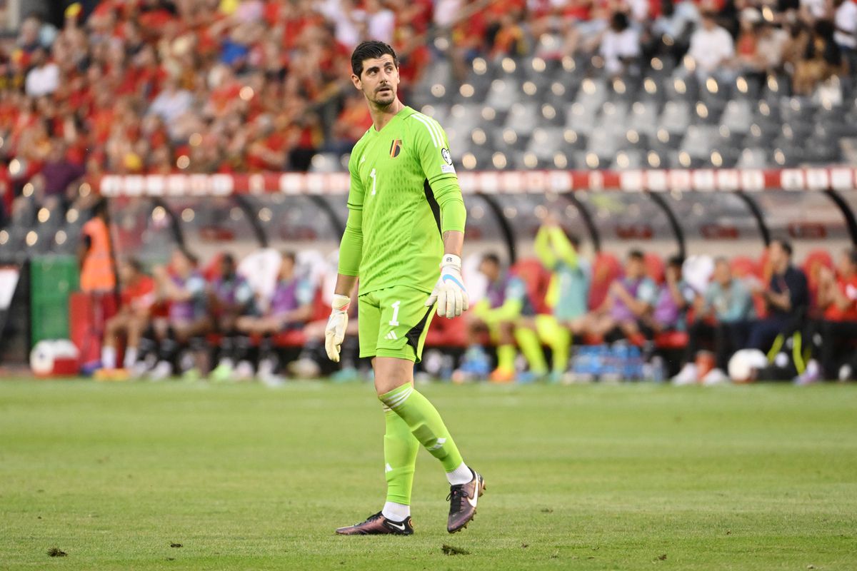 Federação belga tenta convencer Courtois a regressar à seleção