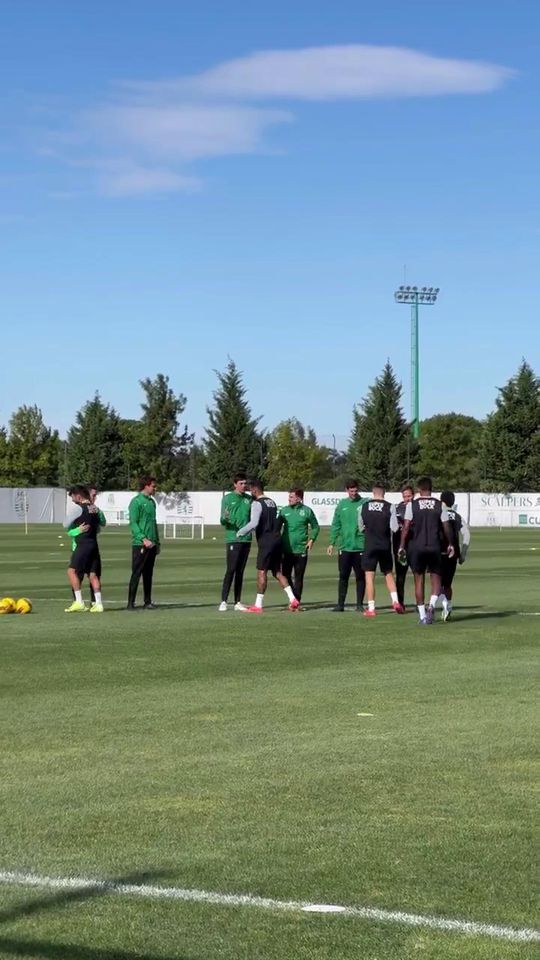 Plantel do Sporting já trabalha às ordens de João Pereira