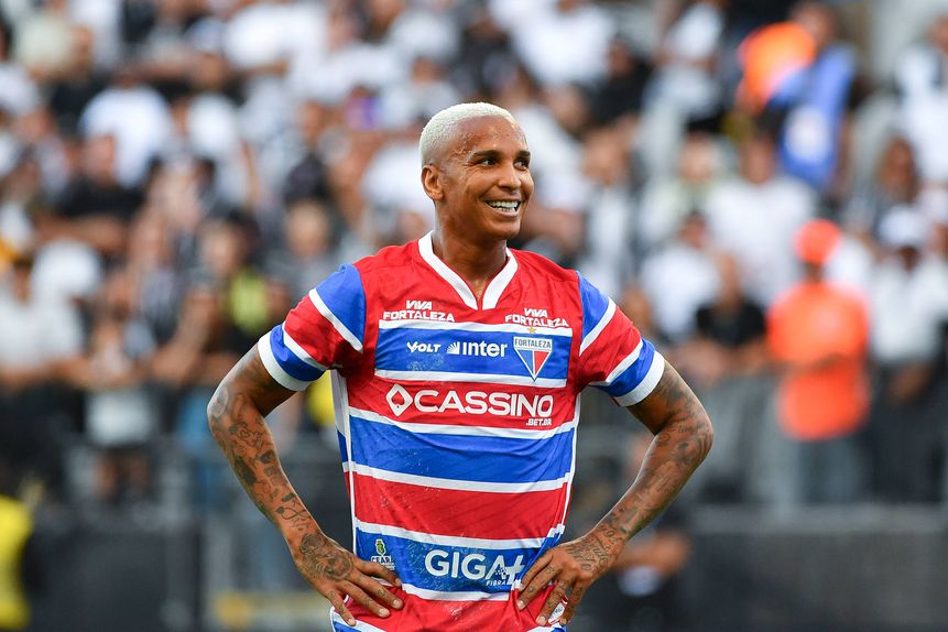 Deyverson trocou o Atlético Mineiro pelo Fortaleza esta temporada