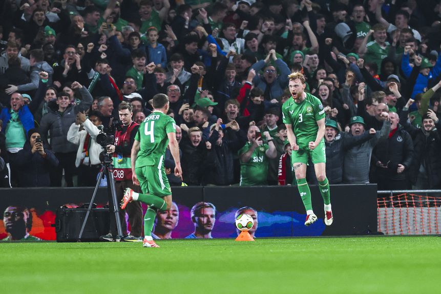 Irlandeses abriram o ativo - Foto: JOSÉ SENA GOULAO/LUSA