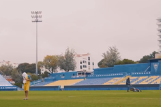 Estoril reage a inundação no estádio com humor: «Fomos à procura da piscina»