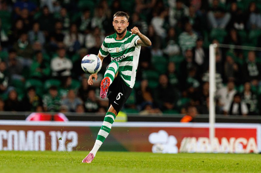Zeno Debast, defesa-central belga de 22 anos, tem esta época 13 jogos pelo Sporting - Foto: IMAGO