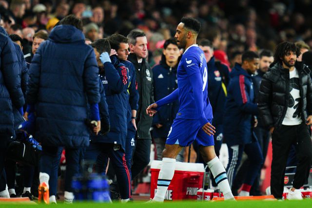Aubameyang com a camisola do Chelsea, num jogo diante do Arsenal
