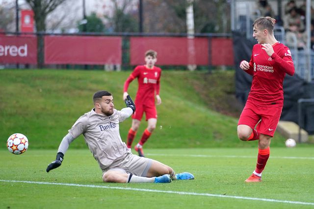 Ex-jogador do FC Porto detido em operação de combate ao tráfico de droga