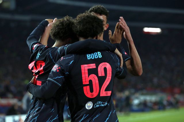 Manchester City vence com assistência de Matheus Nunes e faz o pleno