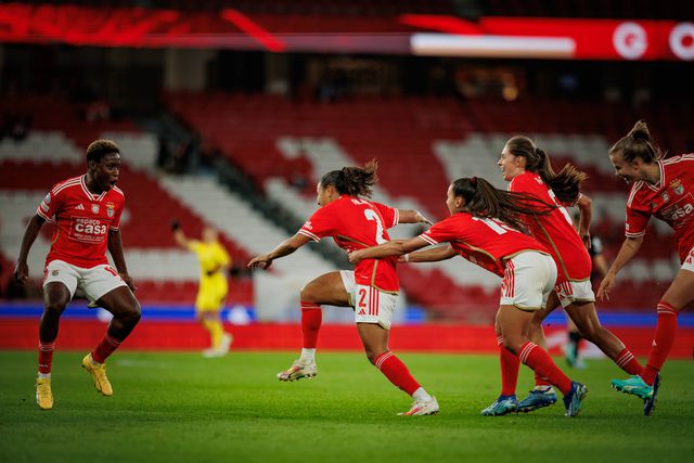 Liga dos Campeões: Benfica vence Eintracht Frankfurt na Luz