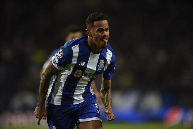 FC Porto 'despacha' Shakhtar e está nos 'oitavos' da Champions