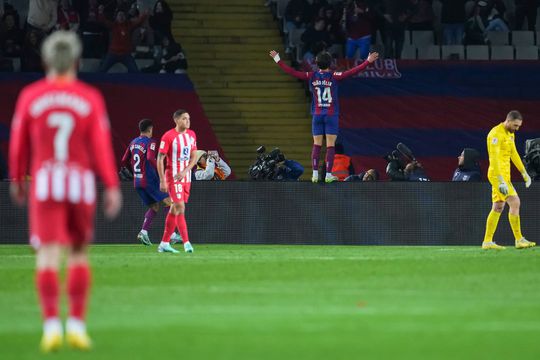 Placa de João Félix volta a ser vandalizada pelos adeptos do Atlético (vídeo)