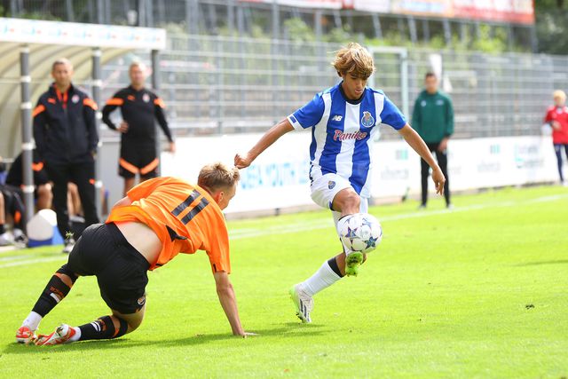 Youth League: FC Porto carimba passaporte para os oitavos de final