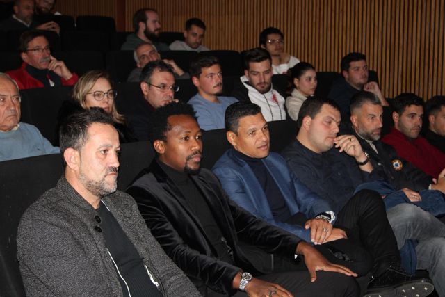 Jogou nos três grandes portugueses e é um dos rostos dos acionistas que querem entrar na SAD do Varzim