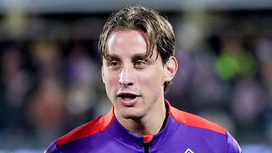 Depois do susto, Bove regressa à Fiorentina (vídeo)