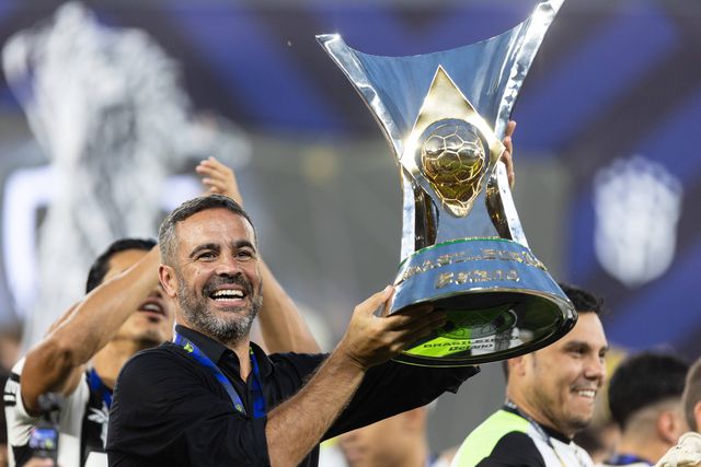 Gregore pede continuidade de Artur Jorge no Botafogo: «Não sabemos o futuro»