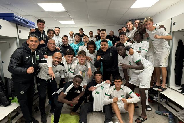 Sporting: equipa sub-23 festeja apuramento