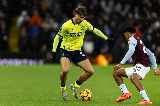 «Man. United dá 25 milhões por Dibling? Nem pelo seu pé esquerdo!»
