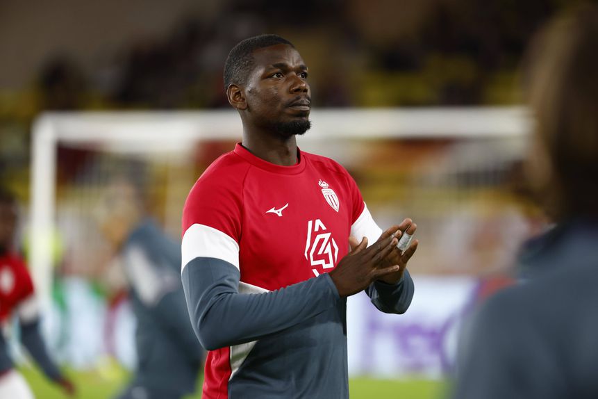 Paul Pogba a agradecer o apoio dos adeptos do Mónaco