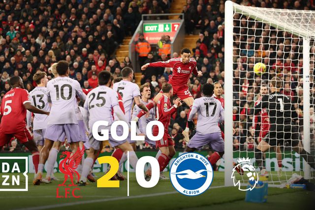 Salah voltou e ofereceu golo a Ekitiké