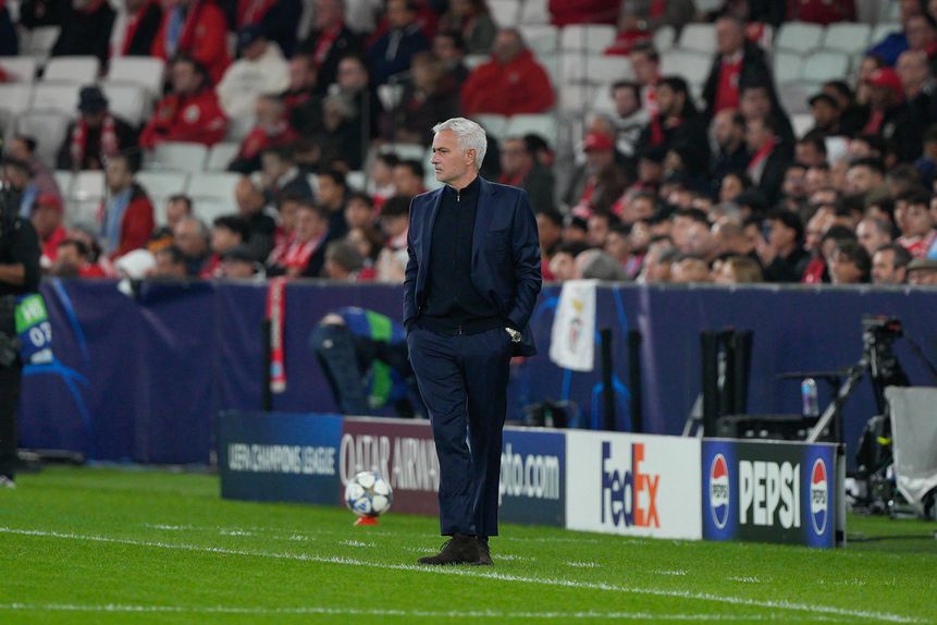 Benfica, de José Mourinho, joga hoje, 14 de dezembro, em casa do Moreirense