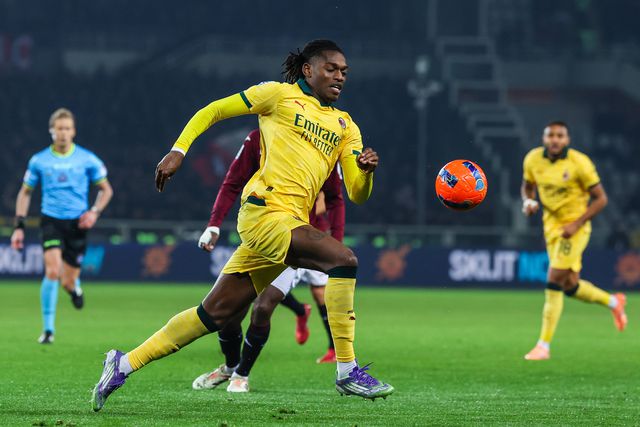 Rafael Leão em ação com a camisola do Milan