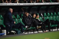 Hjulmand não saiu do banco - Foto: Miguel Nunes