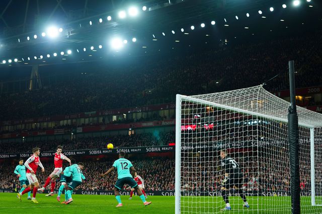 Declan Rice fez de cabeça o primeiro remate do Arsenal frente ao Wolverhampton - FOTO IMAGO