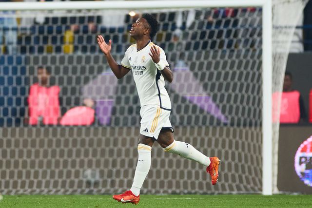 Real Madrid vence Barcelona e conquista a Supertaça de Espanha