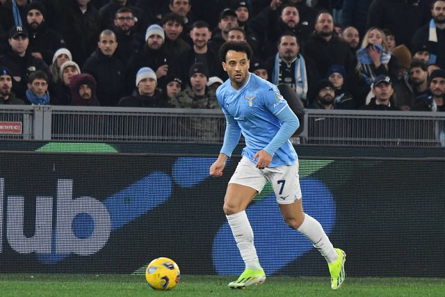 Ex-FC Porto dá vitória à Lazio sobre o Lecce