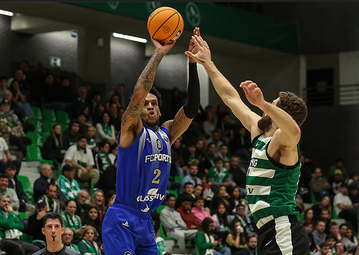 FC Porto vence jogo de loucos com o Sporting e está nas ‘meias’ da Taça