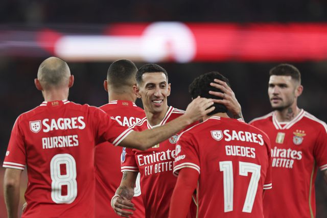 Vídeo: Di María empata para os encarnados a passe de Rafa