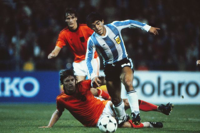 Filho de Maradona inconformado: «Mataram o meu pai»