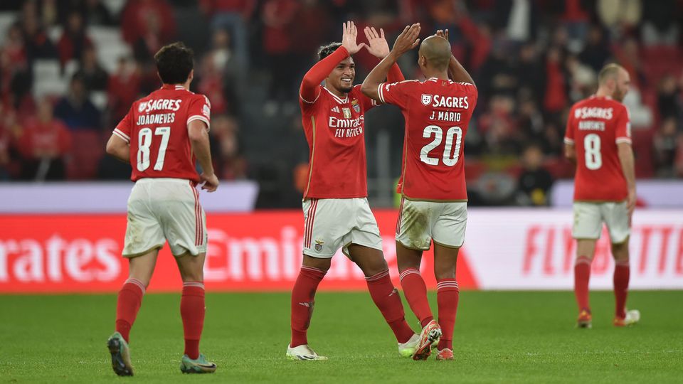 Destaques do Benfica: «Seja bem-vindo, Marcos. Assinado: Rafa Silva»