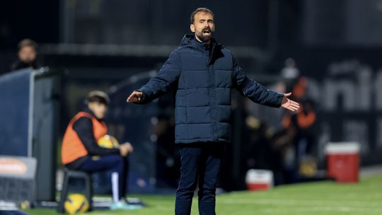 Famalicão: há uma tendência para manter frente ao Benfica... e outra para inverter